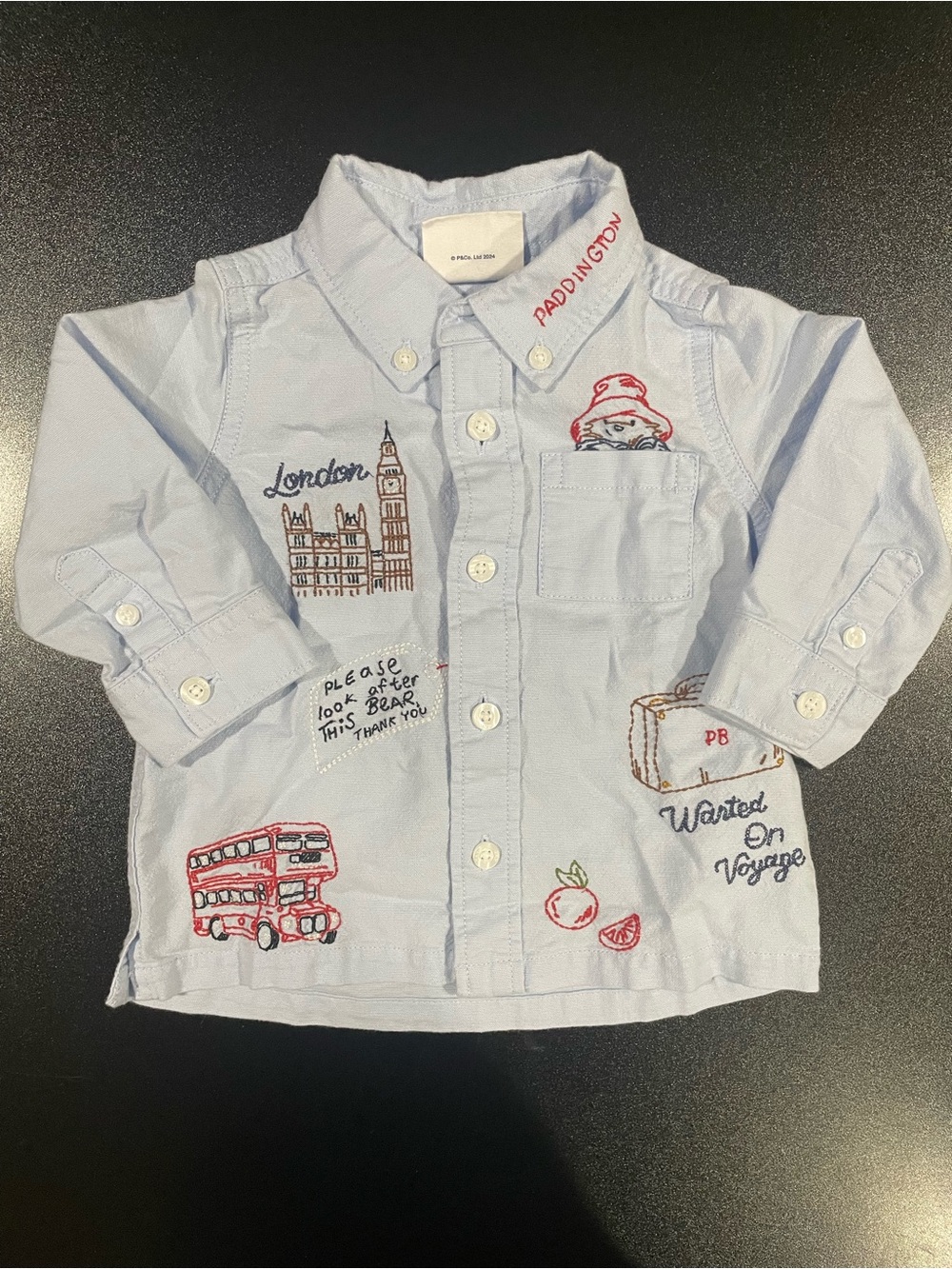 GAP Light Blue Paddington Embroidered Button-Down Shirt. Fits 6-12 mo. 🐻🍊